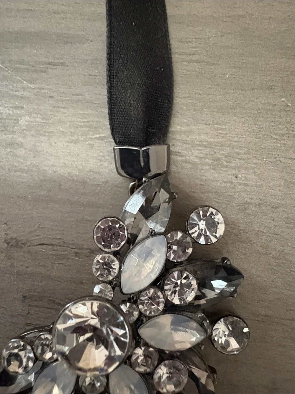 N/A styles sparkling choker